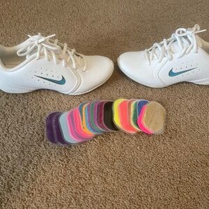 Nike sideline III  insert women’s cheerleading shoes, white US size 6.5